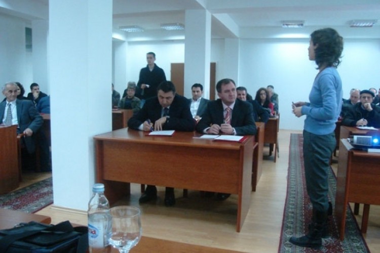 LOCAL COMMUNITY OUTREACH ROUNDTABLE FOCUSING ON THE WORK OF THE BIH JUDICIAL INSTITUTIONS HELD IN KAKANJ 