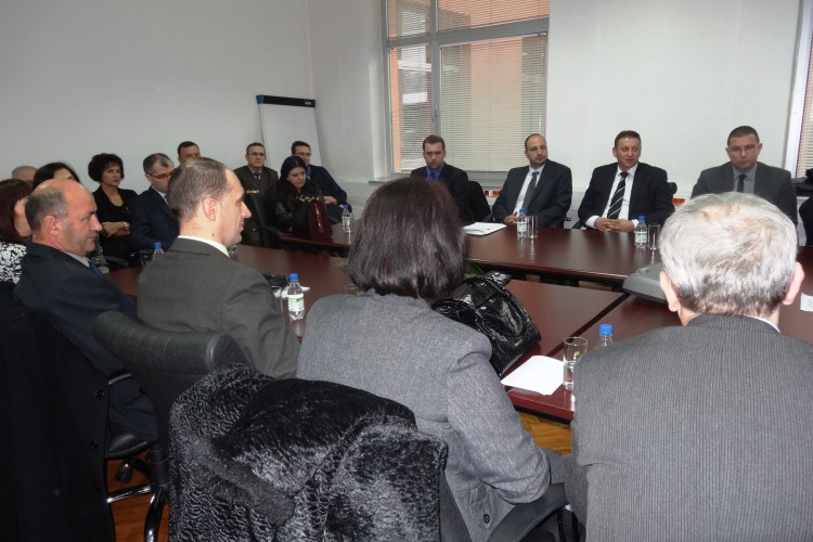 CHIEF PROSECUTOR HOLDS A COLLEGIUM MEETING WITH THE NEWLY APPOINTED PROSECUTORS. AN INCREASE IN THE NUMBER OF INDICTMENTS IN WAR CRIMES CASES IS EXPECTED IN THE UPCOMING PERIOD