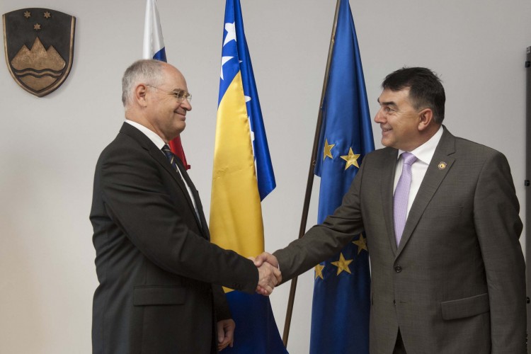 NAJVIŠI ZVANIČNICI TUŽILAŠTVA BiH I VRHOVNOG DRŽAVNOG TUŽILAŠTVA SLOVENIJE U LJUBLJANI DOGOVARALI ZAJEDNIČKU SARADNJU U BORBI PROTIV TERORIZMA I ORGANIZIRANOG KRIMINALA