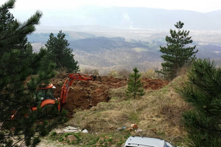 EXHUMATION CARRIED OUT AT THE SITE OF ZLATIŠTE ON TREBEVIĆ PURSUANT TO ORDER OF THE PROSECUTOR’S OFFICE OF BIH