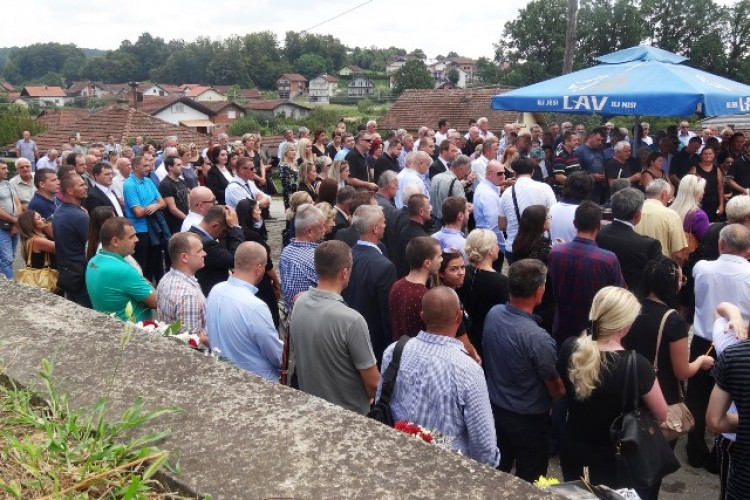 AFTER THE COMMEMORATION IN BANJA LUKA, MILORAD BARAŠIN, PROSECUTOR OF THE BIH PROSECUTOR’S OFFICE, WAS BURIED IN SRBAC, HIS HOMETOWN
