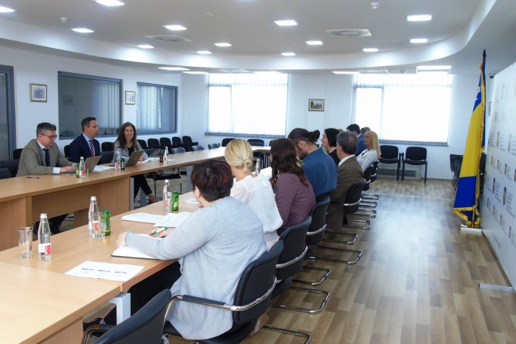 MEETING DEVOTED TO STRENGTHENING CAPACITIES FOR CONDUCTING FINANCIAL INVESTIGATIONS AND COMBATING HIGH-LEVEL CORRUPTION, ORGANISED CRIME AND MONEY LAUNDERING HELD IN PROSECUTOR’S OFFICE OF BiH