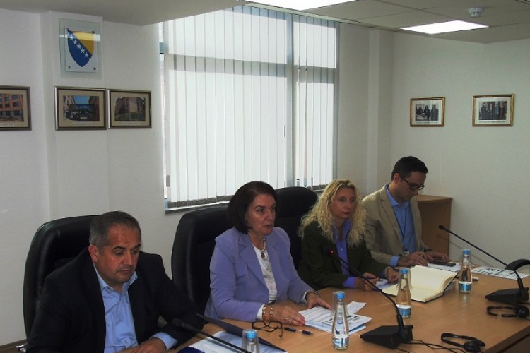 GLAVNA TUŽITELJICA TUŽILAŠTVA BiH SAZVALA ZAJEDNIČKI SASTANAK UDARNIH GRUPA ZA BORBU PROTIV TERORIZMA I BORBU PROTIV TRGOVINE LJUDIMA I ILEGALNIH MIGRACIJA