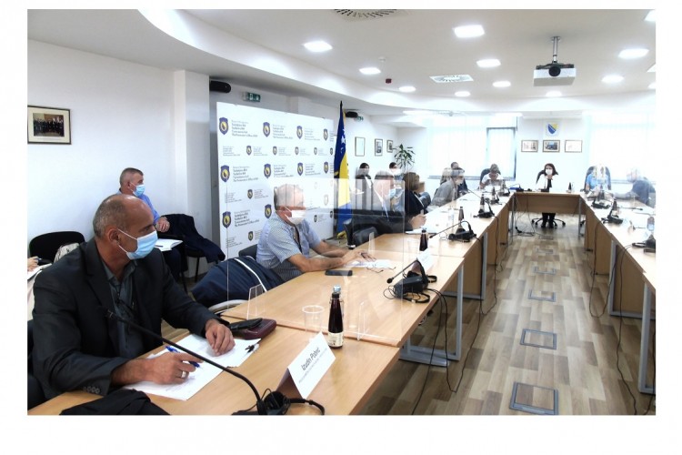 GLAVNA TUŽITELJICA ODRŽALA SASTANAK UDARNE GRUPE ZA BORBU PROTIV TRGOVINE LJUDIMA I ORGANIZOVANE ILEGALNE IMIGRACIJE