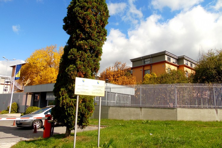 PODIGNUTA OPTUŽNICA ZA KRIJUMČARENJE MIGRANTA ZLOUPOTREBOM DOKUMENATA BiH I ŠVAJCARSKE KONFEDERACIJE