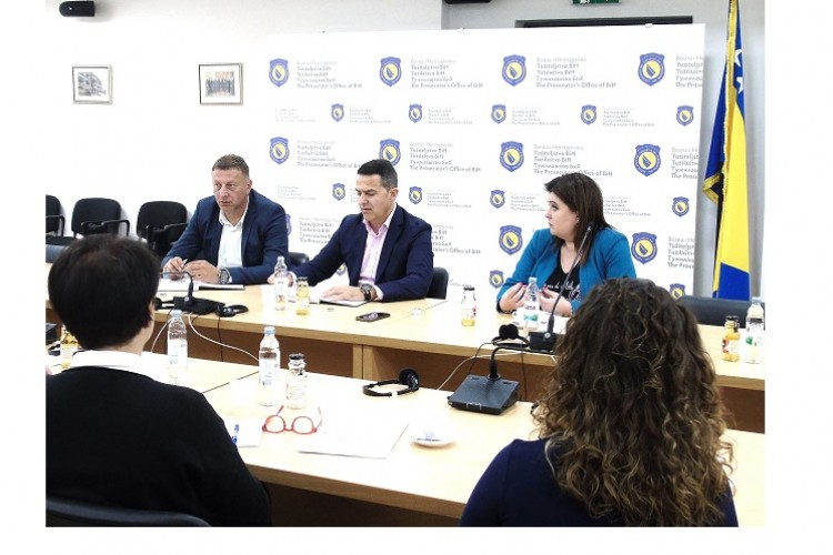 CHIEF PROSECUTOR AND OFFICIALS FROM SPECIAL DEPARTMENT FOR WAR CRIMES MEET WITH COLLEGIUM OF DIRECTORS OF BIH MISSING PERSONS INSTITUTE AND REPRESENTATIVES OF INTERNATIONAL COMMISSION ON MISSING PERSONS (ICMP) IN BIH