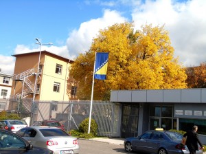 PREDLOŽEN PRITVOR ZA DVIJE OSOBE LIŠENE SLOBODE U ZONI SARAJEVSKOG AERODROMA