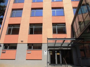 ДОКУМЕНТАРНИ ФИЛМ “ЗАВЈЕСА ЈЕ ПАЛА” ЕМИТОВАН НА ВИШЕ ТВ СТАНИЦА; ДОСТУПАН И НА СЕРВИСУ YOUTUBE