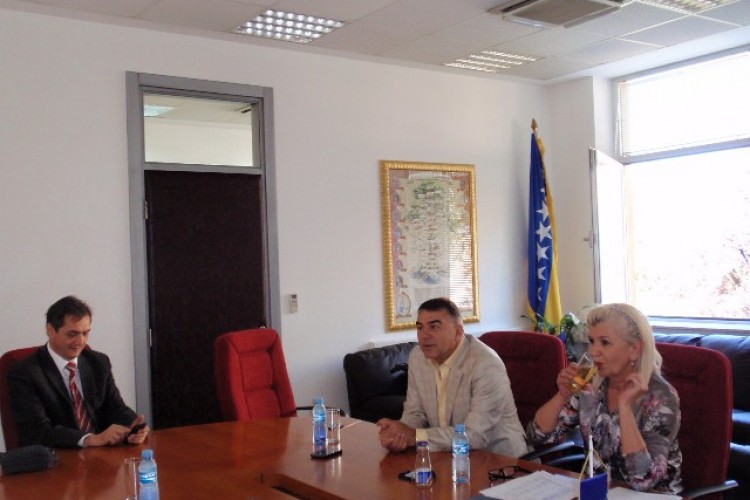 U SARAJEVU ODRŽAN SASTANAK DELEGACIJA TUŽILAŠTVA BiH I DRŽAVNOG ODVJETNIŠTVA REPUBLIKE HRVATSKE NA NAJVIŠEM NIVOU