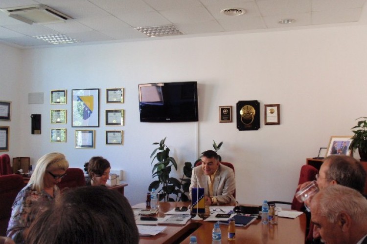 U SARAJEVU ODRŽAN SASTANAK DELEGACIJA TUŽILAŠTVA BiH I DRŽAVNOG ODVJETNIŠTVA REPUBLIKE HRVATSKE NA NAJVIŠEM NIVOU