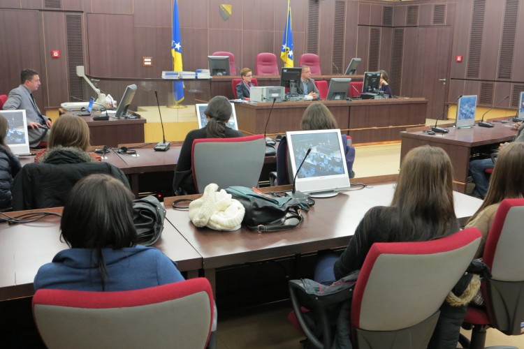 REPRESENTATIVES OF THE PROSECUTOR'S OFFICE OF BIH GAVE PRESENTATIONS TO LAW FACULTY STUDENTS FROM ZENICA