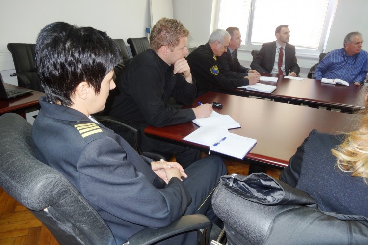 MEETING OF THE WORKING TEAM OF THE BIH PROSECUTOR’S OFFICE AND BIH INDIRECT TAXATION AUTHORITY HELD. THE MAIN TOPIC OF THE MEETING WAS COLLECTION OF TAXES FROM LARGE DEBTORS AND PROSECUTION OF RESPONSIBLE PERSONS