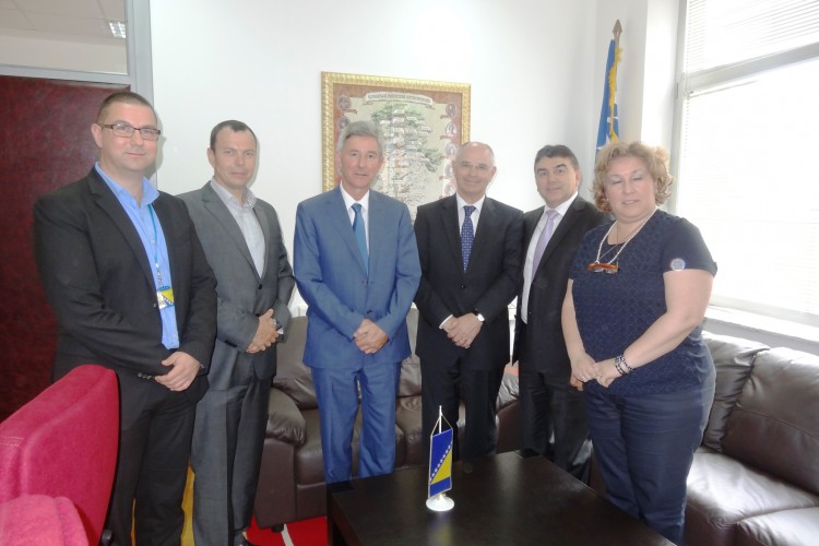 CHIEF PROSECUTOR MET WITH THE DELEGATION OF THE OFFICE OF THE STATE PROSECUTOR GENERAL OF THE REPUBLIC OF SLOVENIA. CENTRAL TOPICS OF THE MEETING PERTAINED TO THE INTERSTATE COOPERATION IN FIGHTING ALL FORMS OF CRIMES 