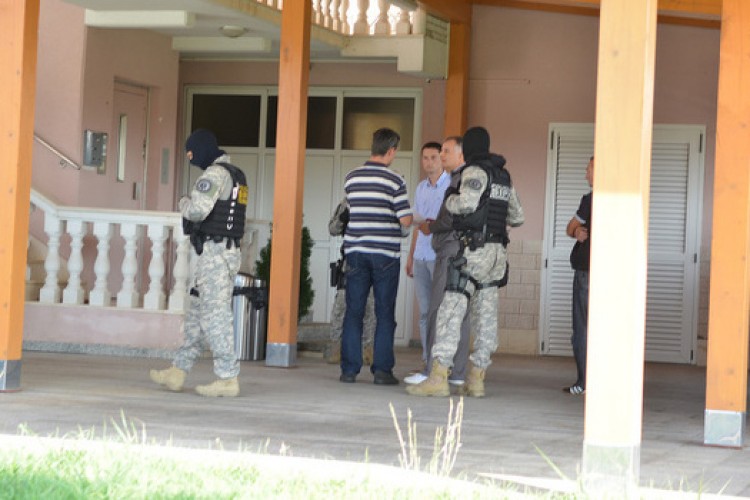 ТУЖИЛАШТВО БиХ ЋЕ УПУТИТИ ПРИЈЕДЛОГ ЗА ОДРЕЂИВАЊЕ ПРИТВОРА И МЈЕРЕ ЗАБРАНЕ ЗА ДЕСЕТ ЛИЦА ЛИШЕНИХ СЛОБОДЕ У АКЦИЈИ „МЕСО“