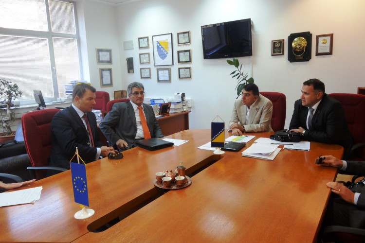 GLAVNI TUŽILAC SE SASTAO SA POLICIJSKIM ATAŠEOM AMBASADE ITALIJE. RAZGOVARANO O REALIZACIJI PROJEKATA MEĐUNARODNE SARADNJE U BORBI PROTIV ORGANIZIRANOG KRIMINALA