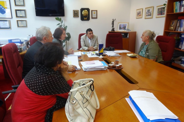 CHIEF PROSECUTOR MET WITH THE REPRESENTATIVES OF THE MOVEMENT OF MOTHERS OF SREBRENICA AND ŽEPA ENCLAVES