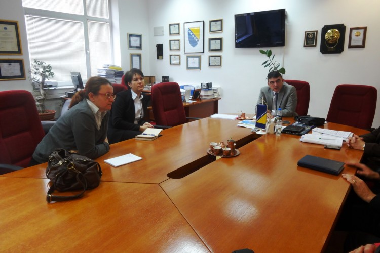 CHIEF PROSECUTOR MET WITH REPRESENTATIVES OF THE ICMP IN BIH. UPCOMING ACTIVITIES ON LOCATING AND EXHUMING MASS GRAVES WERE DISCUSSED