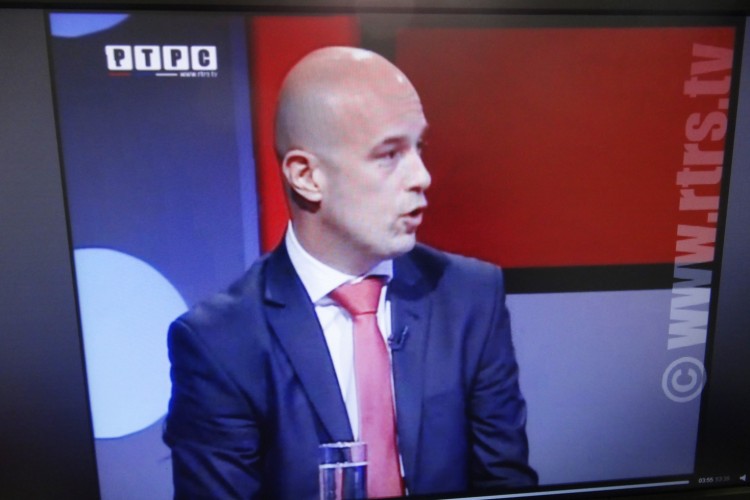 U emisiji „Krug“, emitiranoj na RTRS, glavni tužitelj TBiH, Goran Salihović, i predsjednik VSTV-a BiH Milan Tegeltija, govorili su o situaciji u pravosuđu, procesuiranju predmeta ratnih zločina, kao i budućem radu ovih institucija i jačanju kapaciteta