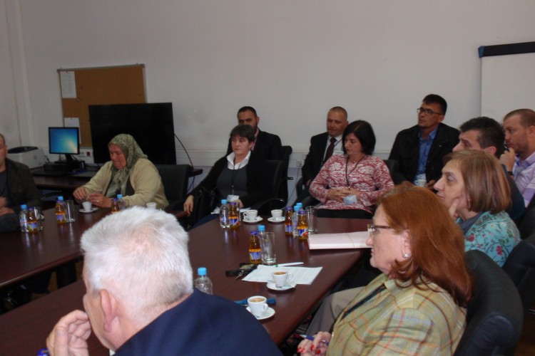 РУКОВОДСТВО ПОСЕБНОГ ОДЈЕЛА ЗА РАТНЕ ЗЛОЧИНЕ ОДРЖАЛО САСТАНАК СА ПРЕДСТАВНИЦИМА ЖРТАВА ИЗ ЗВОРНИКА И ОКОЛИНЕ