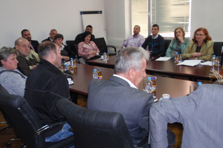 РУКОВОДСТВО ПОСЕБНОГ ОДЈЕЛА ЗА РАТНЕ ЗЛОЧИНЕ ОДРЖАЛО САСТАНАК СА ПРЕДСТАВНИЦИМА ЖРТАВА ИЗ ЗВОРНИКА И ОКОЛИНЕ