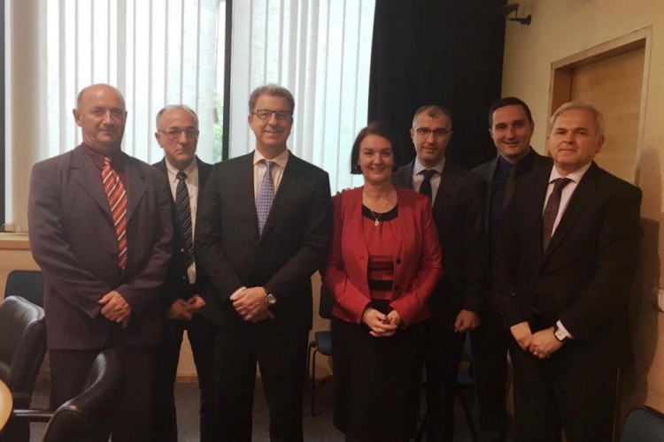 BIH PROSECUTOR’S OFFICE TO DESIGNATE PROSECUTORS TO BE CONTACT PERSONS FOR   THE REPRESENTATIVES OF WAR CRIMES VICTIMS’ ASSOCIATIONS FROM ALL PEOPLES