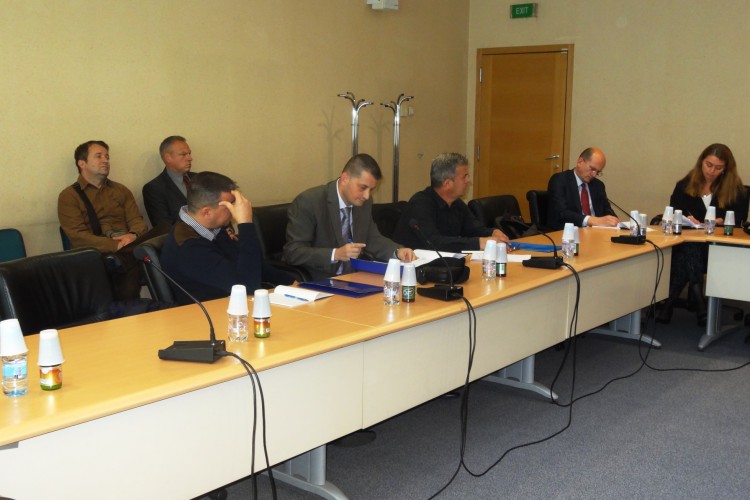 GORDANA TADIĆ I SERGE BRAMMERTZ SU SE SASTALI SA PREDSTAVNICIMA ŽRTAVA RATNIH ZLOČINA IZ SVIH NARODA I SVIH KRAJEVA BiH