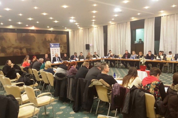 V.D. GLAVNOG TUŽIOCA I PREDSTAVNICI ICMP-a U BiH SASTALI SU SE SA PREDSTAVNICIMA UDRUŽENJA ŽRTAVA RATNIH ZLOČINA IZ SVIH NARODA