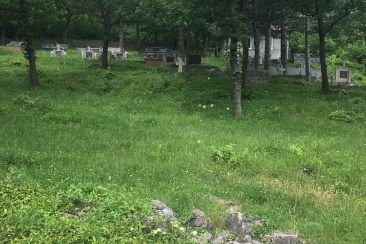 ПРОВЕДЕНА ЕКСХУМАЦИЈА НА ПОДРУЧЈУ ОПШТИНЕ БЕРКОВИЋИ; ПРОНАЂЕНИ ФРАГМЕНТИ ПОСМРТНИХ ОСТАТАКА КОЈИ ЋЕ БИТИ ПОСЛАНИ НА ДНК АНАЛИЗУ