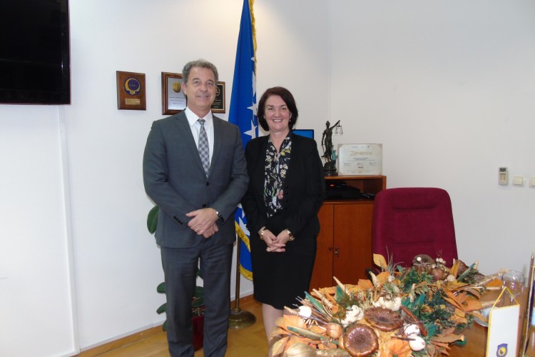 В.Д. ГЛАВНОГ ТУЖИОЦА ТУЖИЛАШТВА БиХ ГОРДАНА ТАДИЋ И ГЛАВНИ ТУЖИЛАЦ ПРИ ММКС-у СЕРЖ БРАМЕРЦ ОДРЖАЛИ САСТАНАК У ТУЖИЛАШТВУ БиХ