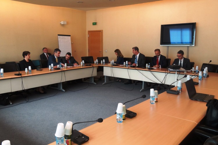 ШТО БРЖИ ПРОНАЛАЗАК И ИДЕНТИФИКАЦИЈА ОКО 7.000 ЛИЦА ЗА КОЈИМА СЕ ЈОШ УВИЈЕК ТРАГА, ТЕМА ЈЕ ОДРЖАНОГ САСТАНКА ЗВАНИЧНИКА ТУЖИЛАШТВА БиХ И ИНСТИТУЦИЈА БиХ СА ГЛАВНИМ ТУЖИОЦЕМ ПРИ ММКС-у, СЕРЖОМ БРАМЕРЦОМ