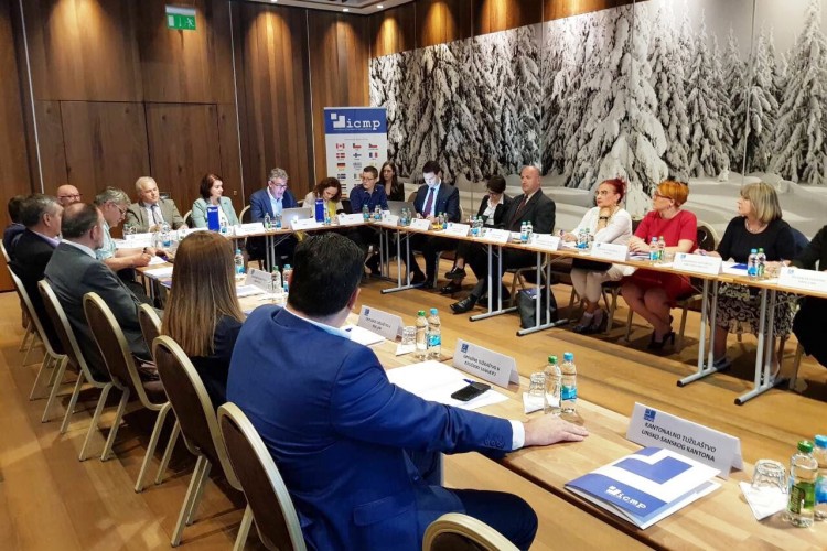 ТУЖИЛАШТВИМА ПРЕЗЕНТОВАНИ РЕЗУЛТАТИ ПРЕОСТАЛИХ  ИЗВЈЕШТАЈА О ПРЕГЛЕДУ И ИДЕНТИФИКАЦИЈАМА У ОБЈЕКТИМА ЗА ПОХРАНУ ПОСМРТНИХ ОСТАТАКА У БиХ