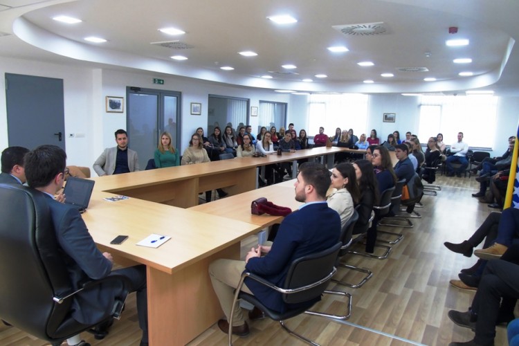STUDENTI PRAVNOG FAKULTETA U SARAJEVU POSJETILI TUŽITELJSTVO BiH