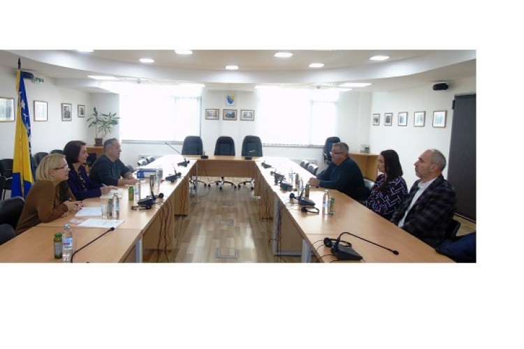 ГЛАВНА ТУЖИТЕЉКА, ГОРДАНА ТАДИЋ, САСТАЛА СЕ СА ЧЛАНОВИМА ПОРОДИЦЕ МЕМИЋ