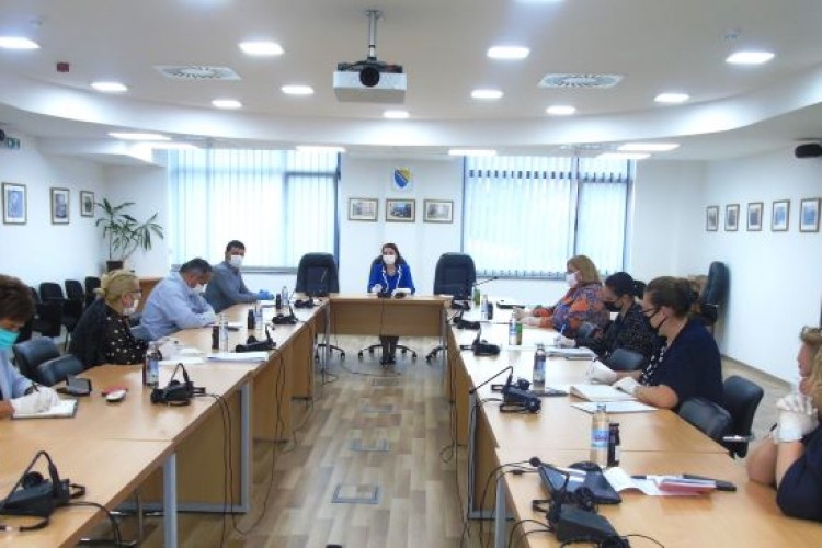 ODRŽAN SASTANAK KOORDINACIONOG TIMA TUŽILAŠTVA BiH ZA POSTUPANJE U VEZI PROBLEMATIKE PREVENCIJE I SUZBIJANJE ŠIRENJA KORONA VIRUSA-COVID 19