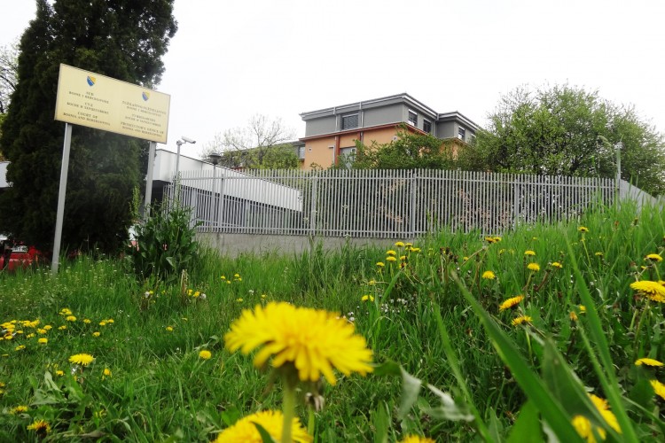 PODIGNUTA OPTUŽNICA ZA NEZAKONIT PROMET VEĆE KOLIČINE AKCIZNIH PROIZVODA