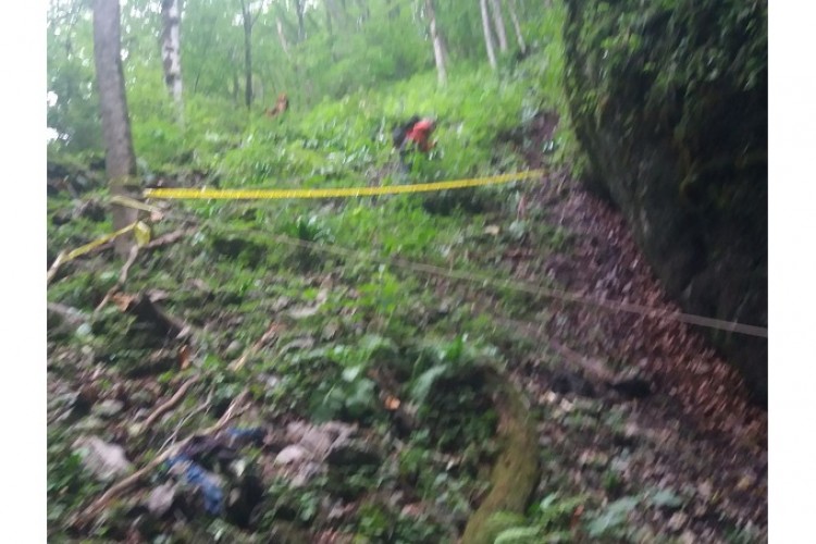 POD NADZOROM TUŽITELJSTVA BiH PROVODI SE EKSHUMACIJA NA LOKALITETU DUBOKI POTOK, OPĆINA KNEŽEVO