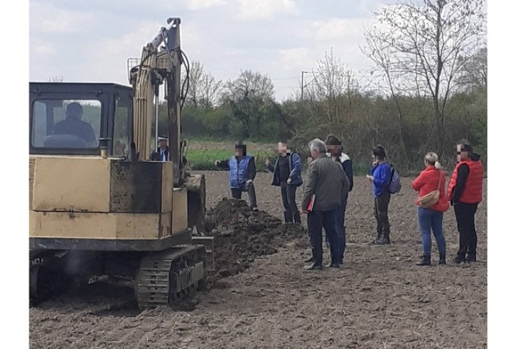 EXHUMATION PROCESS STARTED IN BOSANSKI ŠAMAC