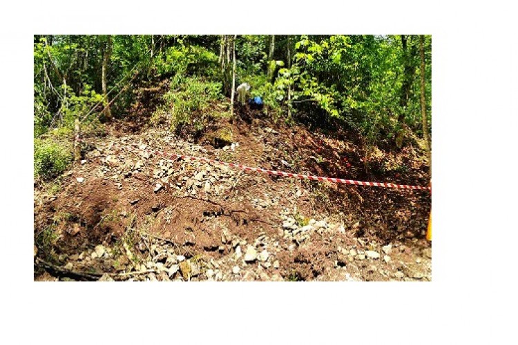 NASTAVLJAJU SE RADOVI NA EKSHUMACIJI NA LOKALITETU DOBRO POLJE, OPĆINA KALINOVIK; PRONAĐENI SU POSMRTNI OSTACI NAJMANJE PET OSOBA, VRŠI SE KOMPLETIRANJE SKELETNIH OSTATAKA