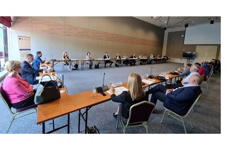 ВСТС И ТУЖИЛАШТВО БиХ - ПРОЦЕСУИРАЊЕ ПРЕДМЕТА КРИВИЧНИХ ДЈЕЛА КОРУПЦИЈЕ, ОРГАНИЗОВААНОГ КРИМИНАЛА И РАТНИХ ЗЛОЧИНА БИЛИ СУ У ФОКУСУ РАДА ЗАЈЕДНИЧКОГ САСТАНКА