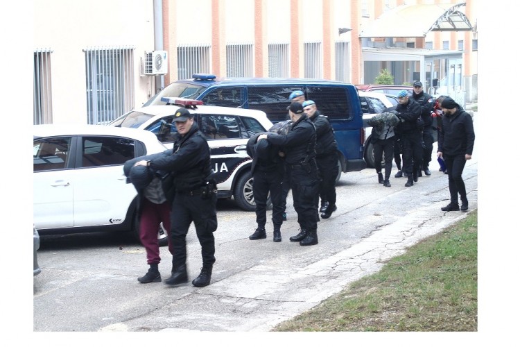  SIX SUSPECTS DEPRIVED OF LIBERTY IN THE CONTINUATION OF THE OPERATION 