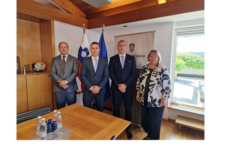 САСТАНАК ГЛАВНИХ ТУЖИЛАЦА БОСНЕ И ХЕРЦЕГОВИНЕ И СЛОВЕНИЈЕ ОДРЖАН У ЉУБЉАНИ