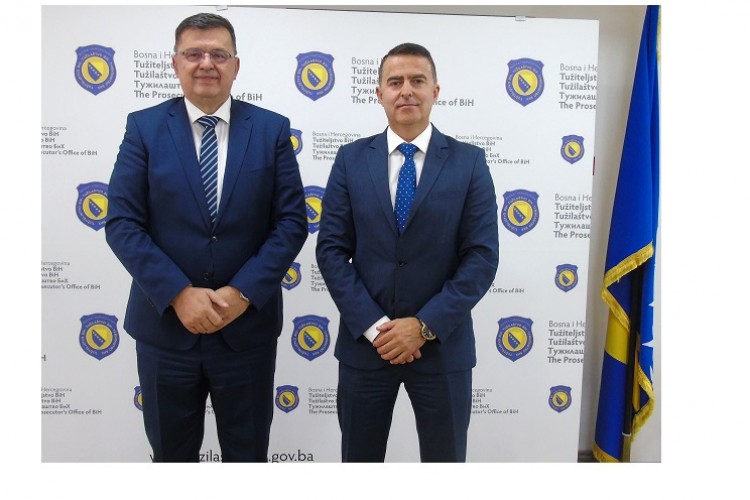 ТУЖИЛАШТВО БиХ И УПРАВА ЗА ИНДИРЕКТНО ОПОРЕЗИВАЊЕ БиХ ПОТПИСАЛИ МЕМОРАНДУМ О ОПЕРАТИВНОЈ САРАДЊИ