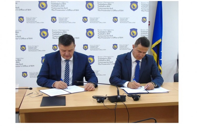 ТУЖИЛАШТВО БиХ И УПРАВА ЗА ИНДИРЕКТНО ОПОРЕЗИВАЊЕ БиХ ПОТПИСАЛИ МЕМОРАНДУМ О ОПЕРАТИВНОЈ САРАДЊИ