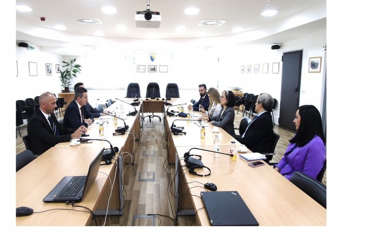 ГЛАВНИ ТУЖИЛАЦ СЕ САСТАО СА АМБАСАДОРКОМ КРАЉЕВИНЕ ШПАНИЈЕ