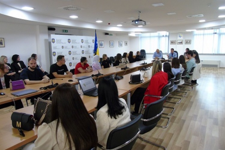 СТУДЕНТИ ПРАВНОГ ФАКУЛТЕТА У ЗЕНИЦИ ПОСЈЕТИЛИ ТУЖИЛАШТВО БиХ